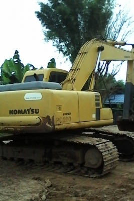 ขายรถแบคโฮ KOMATSU120-6 เล่มทะเบียน ซีเลี่ยน. 89××× ขายรถแบคโฮ KOMATSU120-6 เล่มทะเบียน ซีเลี่ยน. 89×××