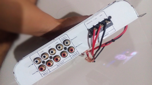 CROSSFIRE CFX3Q  1500บาท