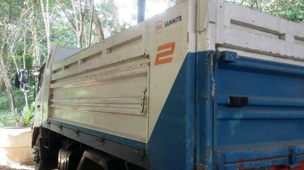 6ล้อดั้ม175แรง..รถสวยมากๆFC9JELA-12479 ปี*54 รถดูแลดีมาก...