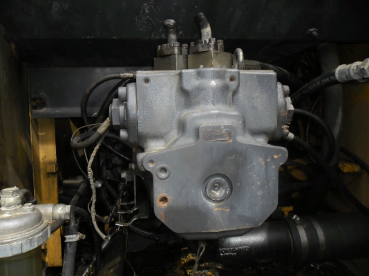 เก่าแต่สี ขายรถแบคโฮ KOMATSU PC 200-7 เครื่องเดิมปั้มเดิมโซ่หนาเอวแน่นเฟมดีไฟฟ้าเต็มเอกสารทะเบียน