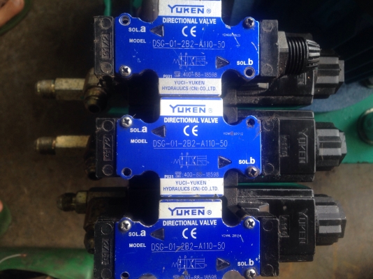 ขายปั้มน้ำมันไฮโดรลิค ขนาด 3 HP. 380V พร้อมวาล์วคอนโทรล 110VAC 3 ชุด สภาพสวย อุปกรณ์ครบ พร้อมใช้งาน มี 4 ตัวครับ (เหลือ 2 ตัวครับ)