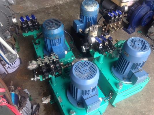 ขายปั้มน้ำมันไฮโดรลิค ขนาด 3 HP. 380V พร้อมวาล์วคอนโทรล 110VAC 3 ชุด สภาพสวย อุปกรณ์ครบ พร้อมใช้งาน มี 4 ตัวครับ (เหลือ 2 ตัวครับ)