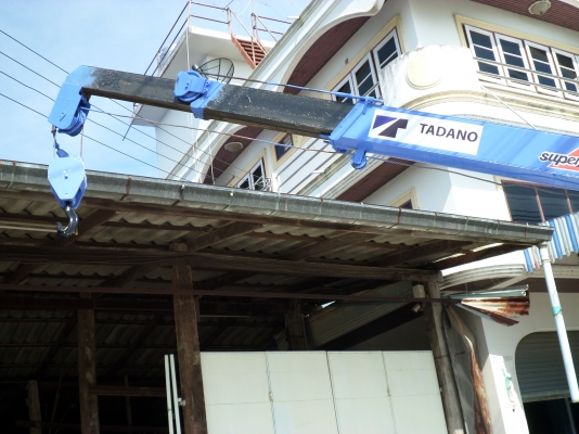 ขาย 6 ล้อ อีซูซุ NKR เครน 2 .5 ตัน  130 แรง ยาว 4.30 ม. รวมเครน ปี 2006 สภาพเดิม สนใจชมรถก่อนได้ครับ ติดต่อ 081-9425443