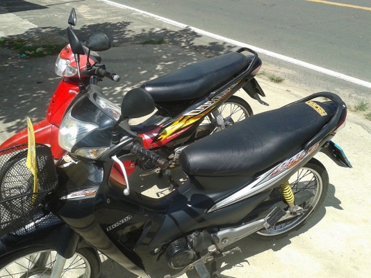 เวฟ 100 สองคัน                     20500 บาท