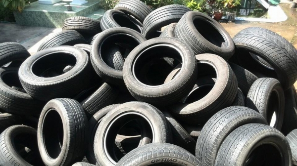 ขายครับ หมดกอง 100 เส้น 30,000.- ขายครับ หมดกอง 100 เส้น 30,000.-