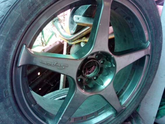 ขายแม็ก 5 รูขอบ 18 +ยาง