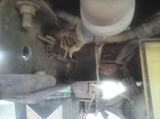 ขายหกล้อ อีซูสุ NHR88แรงช่วงสั้น ปี44สภาพดีพร้อมใช้งาน ทะเบียนจะดำเนินการแจ้งยกเลิกเปลี่ยนป้ายดำให้ ครับ