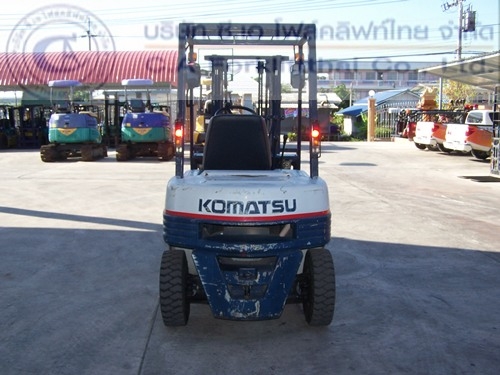 ขาย รถโฟล์คลิฟท์ KOMATSU รุ่น FG20-11