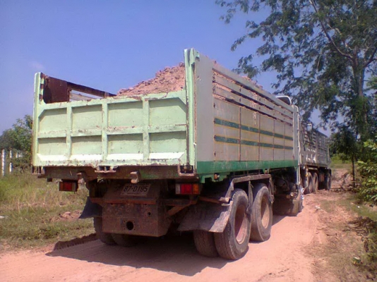 10ล้อดั้มhino3m