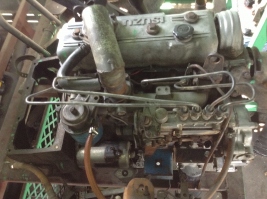 +++ ขายเครื่อง ISUZU ดีเซล  FD15  ใส่รถยก  KOMATSU , T.C.M.  FD15 ครับ  ราคา  27,000.- บาท ครับ