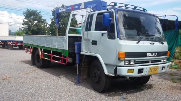 ขายรถบรรทุก 6 ล้อ ติดเครน 3 ตัน 3 ปอก ท้องแบน 195 สภาพพร้อมใช้งาน  K.อู๊ด 081-2995537