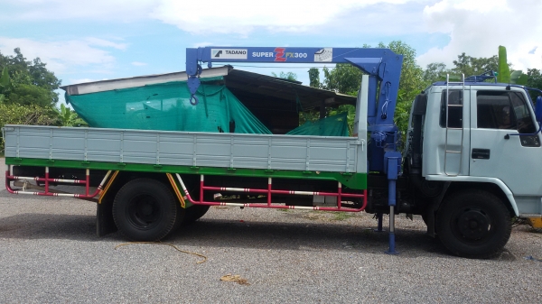 ขายรถบรรทุก 6 ล้อ ติดเครน 3 ตัน 3 ปอก ท้องแบน 195 สภาพพร้อมใช้งาน  K.อู๊ด 081-2995537