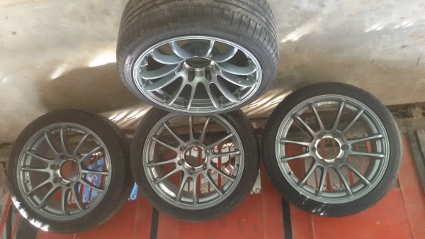 ขายล้อแมกซ์ADVAN RACINGขอบ18 สีเดิมสภาพเกือบใหม่