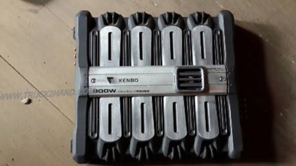 เครื่องขยายเสียง กำลังขับ 800 Watt เครื่องขยายเสียง กำลังขับ 800 Watt