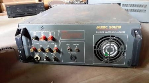 ขายยกชุดเครื่องปรับแต่งเสียง ยี่ห้อ BJ POWER MIXER ขายยกชุดเครื่องปรับแต่งเสียง ยี่ห้อ BJ POWER MIXER