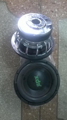 ลำโพง 12 นิ้ว