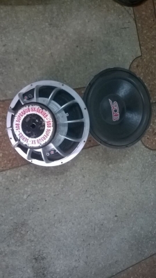 ลำโพง  15 นิ้ว