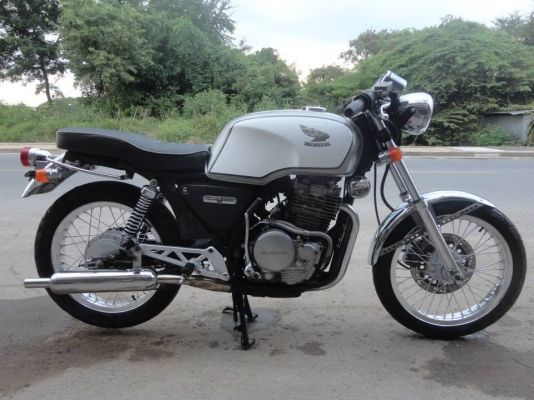 ขาย Honda Clubman400 และ Kawasaki Gpz400r