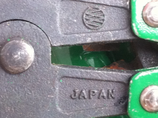 คีมตัดด้ามเขียวยาว ผลิตญี่ปุ่น มีการช่วยผ่อนแรงในการตัด มีปุ่มล๊อกได้ ปรับตั้งระยะการตัดได้ มือสองคัดแลัวสภาพสวย คม ตัวคีมแข็ง คีมตัดด้ามเขียวยาว ผลิตญี่ปุ่น มีการช่วยผ่อนแรงในการตัด มีปุ่มล๊อกได้ ปรับตั้งระยะการตัดได้ มือสองคัดแลัวสภาพสวย คม ตัวคีมแข็ง