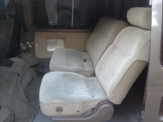 ขายรถตู้ nissan urvan ขายรถตู้ nissan urvan