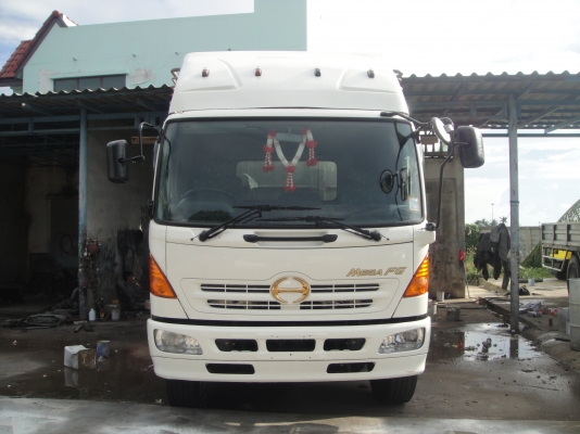HINO FG1J เครื่องยนต์ 212 แรง กะบะเสริมคอกสูง ยาว 6.50 เมตร รุ่นเพลาท้ายใหญ่ ยางใหม่ 6 เส้นกะทะแม็กเรเดียน 22.5 สภาพสวย พร้อมใช้งาน HINO FG1J เครื่องยนต์ 212 แรง กะบะเสริมคอกสูง ยาว 6.50 เมตร รุ่นเพลาท้ายใหญ่ ยางใหม่ 6 เส้นกะทะแม็กเรเดียน 22.5 สภาพสวย พร้อมใช้งาน
