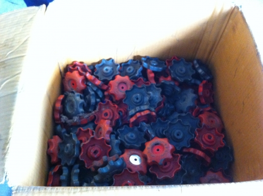 มือจับหมุนปิด-เปิดของวาล์วของอุปกรณ์ต่างๆวัสดุเป็นอลูมิเนียม ทำจากญี่ปุ่น