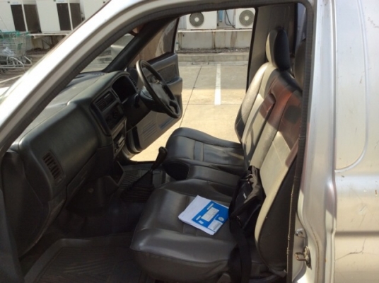 ขายรถกระบะมิตซูสตราด้า ตอนเดียว ปี97 เครื่องเดิม 2.5 เกียร์ธรรมดา ภายในสวย แอร์เย็น สีต้องทำ กันร้อนเดิม ล้อแม็ก15" เครื่องแน่นวิ่งดี เกียร์แน่น ช่วงล่างดี รถขับดีครับ เอกสารพร้อม ขายถูกครับ