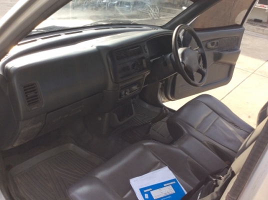 ขายรถกระบะมิตซูสตราด้า ตอนเดียว ปี97 เครื่องเดิม 2.5 เกียร์ธรรมดา ภายในสวย แอร์เย็น สีต้องทำ กันร้อนเดิม ล้อแม็ก15" เครื่องแน่นวิ่งดี เกียร์แน่น ช่วงล่างดี รถขับดีครับ เอกสารพร้อม ขายถูกครับ