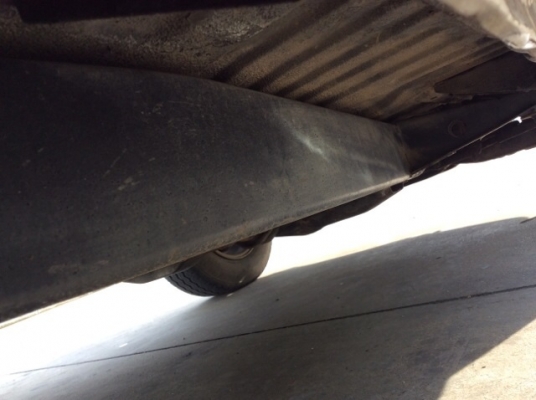 ขายรถกระบะมิตซูสตราด้า ตอนเดียว ปี97 เครื่องเดิม 2.5 เกียร์ธรรมดา ภายในสวย แอร์เย็น สีต้องทำ กันร้อนเดิม ล้อแม็ก15" เครื่องแน่นวิ่งดี เกียร์แน่น ช่วงล่างดี รถขับดีครับ เอกสารพร้อม ขายถูกครับ