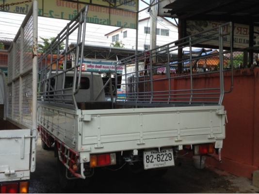 รถบรรทุก  6 ล้อใหญ่ ISUZU  รุ่น NRK ปี 2549 ราคา 495,000 บ.