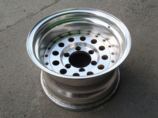 ขายแม็กซ์ขอบ15"กว้าง8.5"สวยๆ 4วง JAPAN ครับไม่มีซ่อมครับ ขายแม็กซ์ขอบ15"กว้าง8.5"สวยๆ 4วง JAPAN ครับไม่มีซ่อมครับ