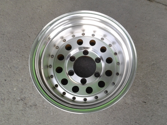 ขายแม็กซ์ขอบ15"กว้าง8.5"สวยๆ 4วง JAPAN ครับไม่มีซ่อมครับ ขายแม็กซ์ขอบ15"กว้าง8.5"สวยๆ 4วง JAPAN ครับไม่มีซ่อมครับ