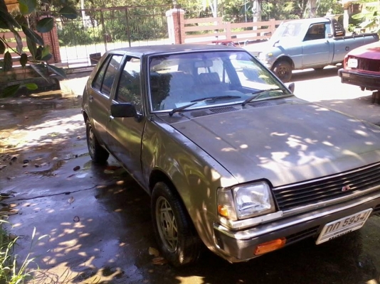 มิสซูบิชิ เก๋ง 5 ประตู แพร่ครับ