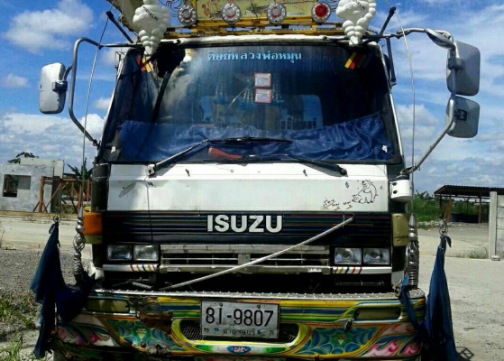 ขายISZUSU สิบล้อตืดเครน