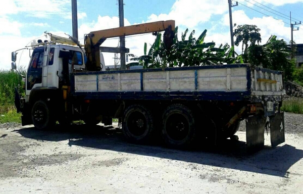 ขายISZUSU สิบล้อตืดเครน