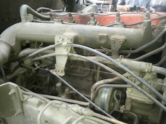 10ล้อรถน้ำมัน175แรง รถสภาพดีใช้ได้ ห้างแท้ ถัง15000ล.ยังไม่โหลดล่าง..เล่มพร้อม รถใช้งานอยู่...