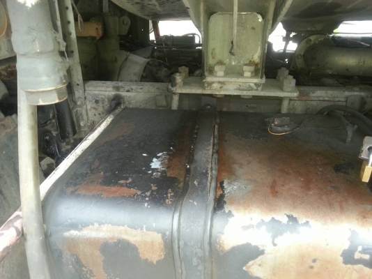 10ล้อรถน้ำมัน175แรง รถสภาพดีใช้ได้ ห้างแท้ ถัง15000ล.ยังไม่โหลดล่าง..เล่มพร้อม รถใช้งานอยู่...