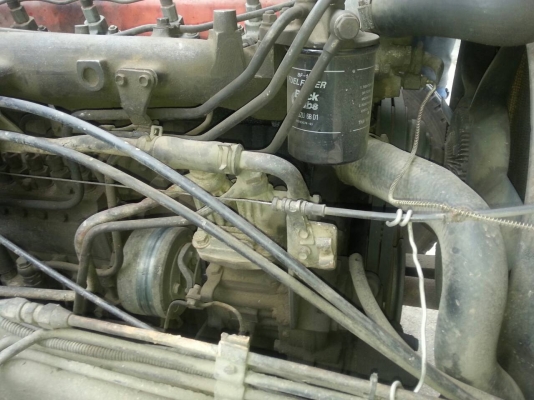 10ล้อรถน้ำมัน175แรง รถสภาพดีใช้ได้ ห้างแท้ ถัง15000ล.ยังไม่โหลดล่าง..เล่มพร้อม รถใช้งานอยู่...