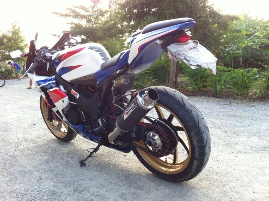 NC30 (VFR400) ทะเบียนแท้ สวยพร้อมใช้ NC30 (VFR400) ทะเบียนแท้ สวยพร้อมใช้