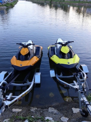 รถลากเรือเจ็ทสกี seedo spark