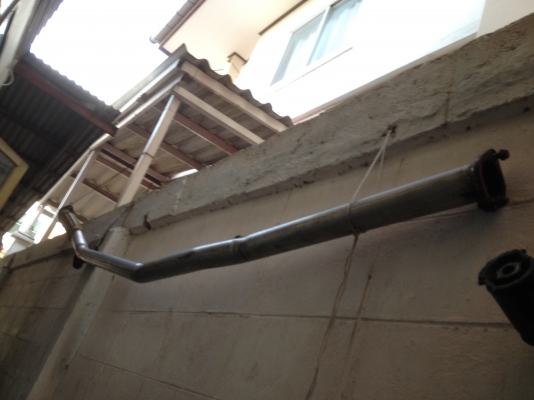 ขายท่อเหล็กขาว ขนาด2.5นิ้ว ยาว105นิ้ว  ถอดออกจากรถe30 4ประตู เครืองsr20 โบ สภาพok ตามรูปคับ ราคา1500บาท โทร0924462525โส กทม