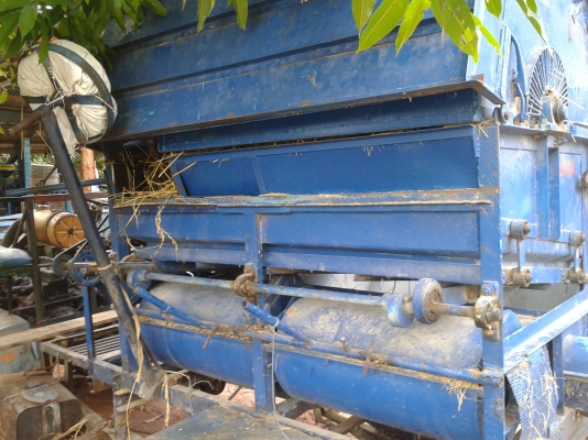 ขายรถนวดข้าว 5ฟุต เครื่องอีซูสุ 74 แรง