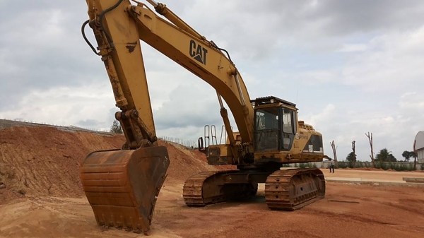 **2,400,000 บ.ต่อรอง**ขายแบ็คโฮ ตัวใหญ่ๆ สวยๆเก่านอก CAT350 ปี1995 S.No.*7RK00330* เครื่องเดิมปั้มเดิม ไฟฟ้าเต็ม เครื่องCAT3306DI-286HP 6สูบ 1x,xxx ชั่วโมง ช่วงล่าง80-90\% เครื่องดีแน่น ปั้มดีไม่เยิ้ม เอวแน่น บูมอาร์มสวย ทำงานเร็วไม่โหลด แทร็กหนา โซ่หนา โร