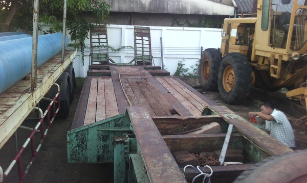 ขายด่วนหางโลเบส2เพลายาว12เมตรมีบรรไดท้ายCTV,เล่มทะเบืยน