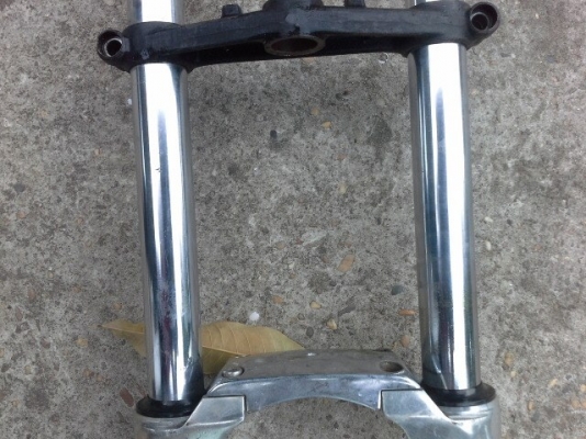 ขายโช้คหน้า Honda แกนโช้ค 39 มม.