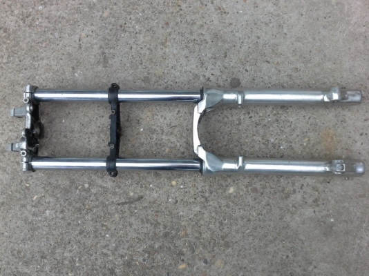 ขายโช้คหน้า Honda แกนโช้ค 39 มม.