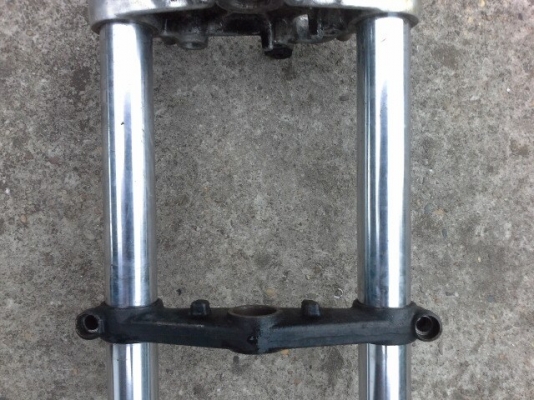 ขายโช้คหน้า Honda แกนโช้ค 39 มม.