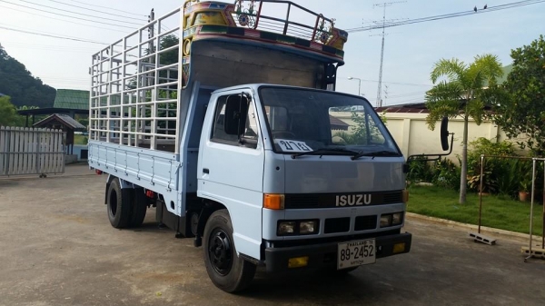 6ล้อ NKR 110 hp เครื่องดีคัดซีสวย