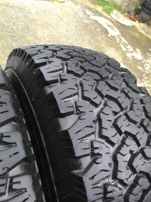ขายครับ 22,800 BF ALL 265/70/16 ปี 11 พร้อมล้อ