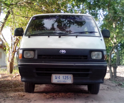 ขายรถตู้ toyota 1JZ+LPG